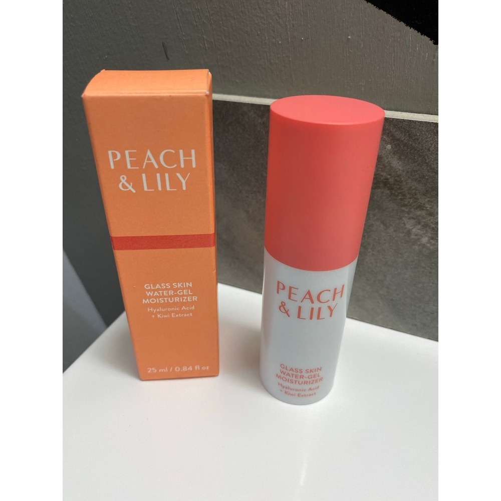 Peach and lily glass skin water gel moisturizer 25ml .84oz size